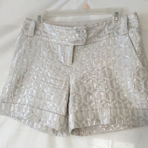 Short-Shorts, Sz 4, Silver-On-Cream, NWOT